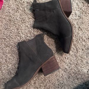 Toms booties